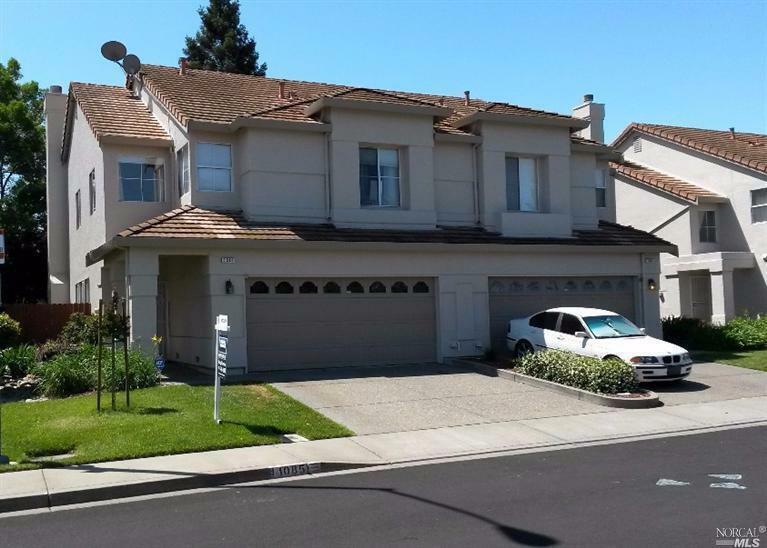 Property Photo: 1085 Syracuse Circle CA 95687