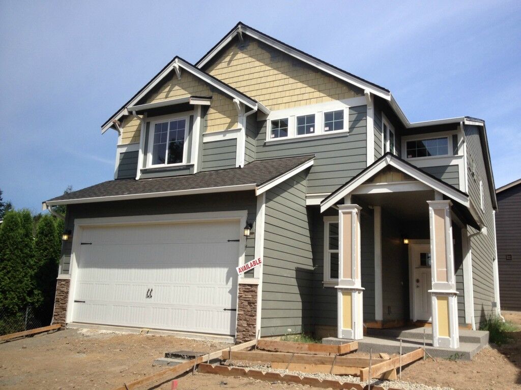 Property Photo: 14032 SE 200 St WA 98042