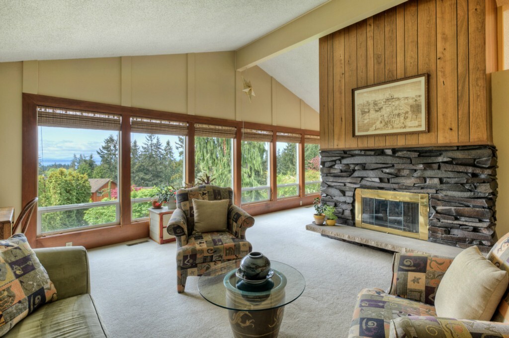 Property Photo: 1104 NW 200th St WA 98177