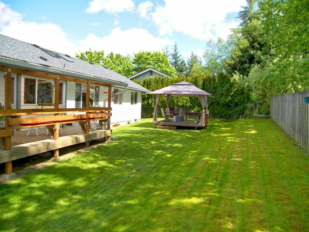 Property Photo: 1385 McLeod Rd WA 98226