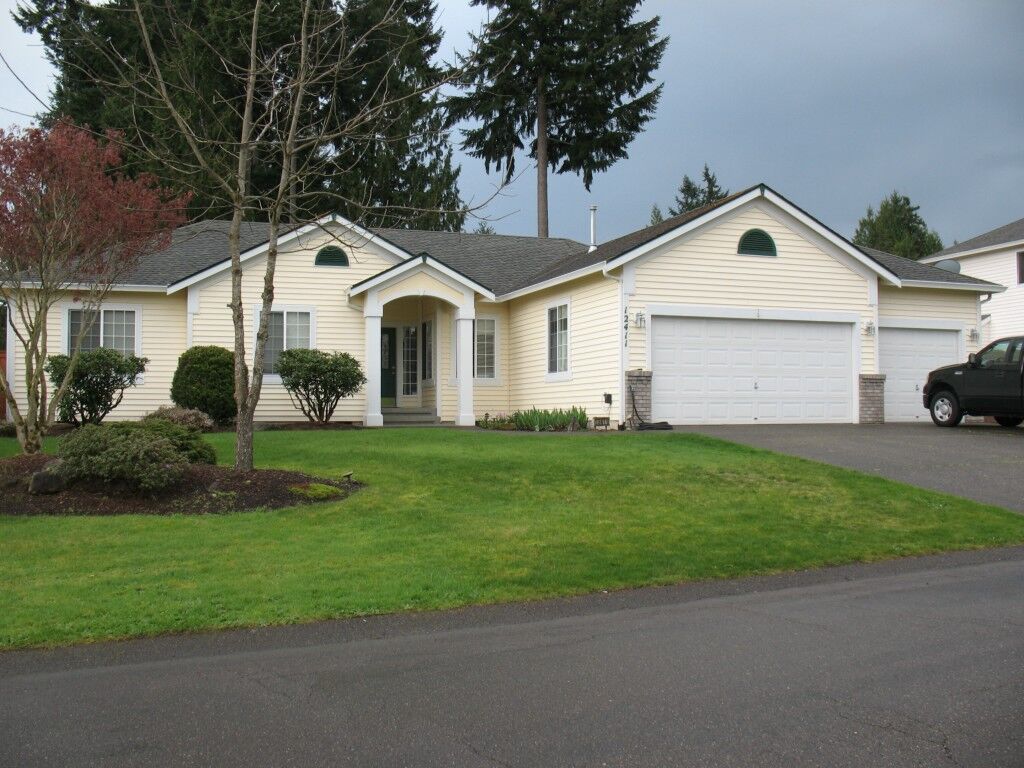 Property Photo:  12411 204th Avenue Ct E  WA 98391 