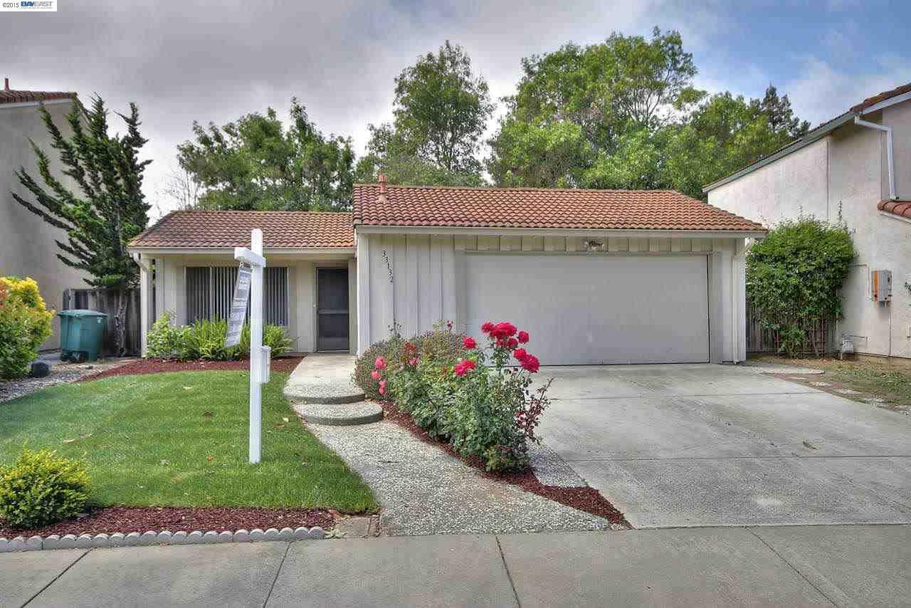 Property Photo: 33132 McKeown Ct CA 94587