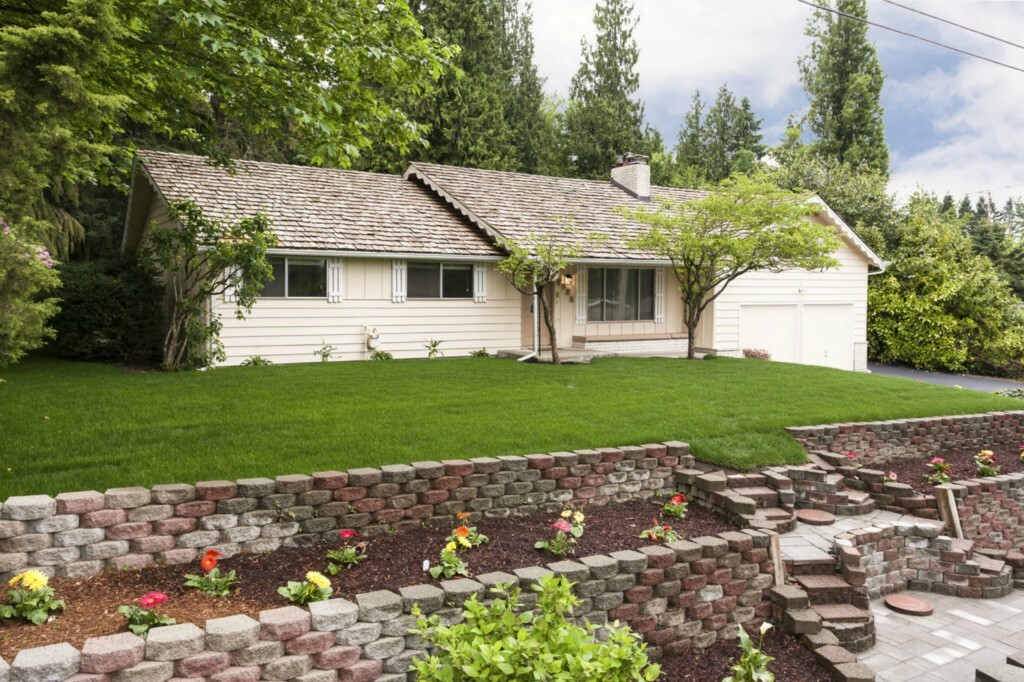 Property Photo: 7625 113th St E WA 98373