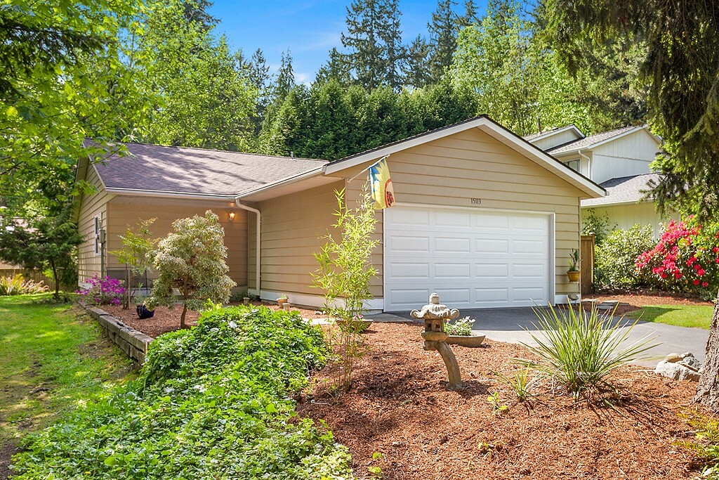 Property Photo:  15113 122nd Ct NE  WA 98034 