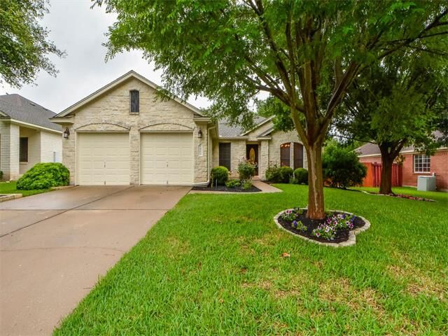 Property Photo:  1403 Spiderlily View  TX 78613 