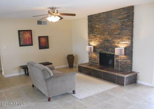 Property Photo:  4902 W Mercer Lane  AZ 85304 