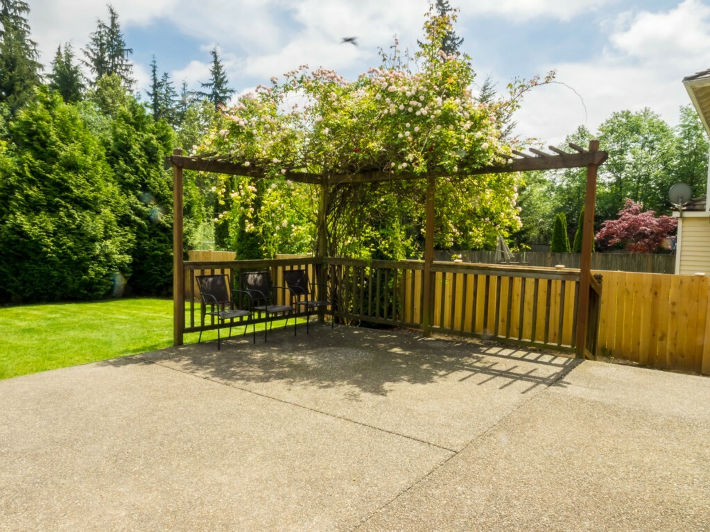 Property Photo: 15215 55th Dr SE WA 98208