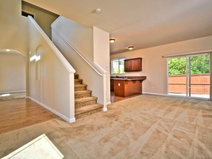 Property Photo:  250 Graham Ave NE  WA 98059 