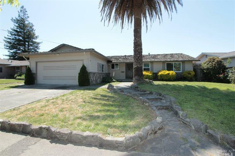 Property Photo:  2313 Yulupa Avenue  CA 95405 