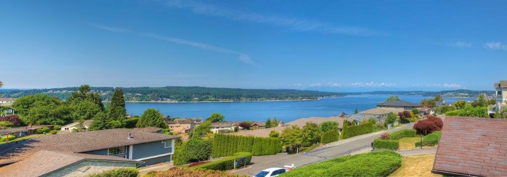 Property Photo:  3717 Olympic Blvd W  WA 98466 