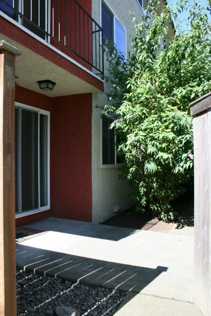 Property Photo:  6501 24th Ave NW 104  WA 98117 