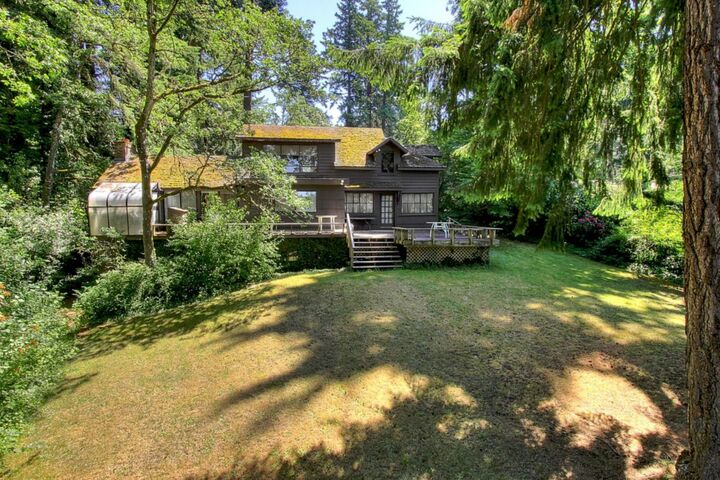 Property Photo:  11908  Nyanza Road SW  WA 98499 