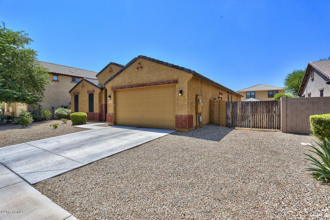 Property Photo:  15755 W Sierra Street  AZ 85379 