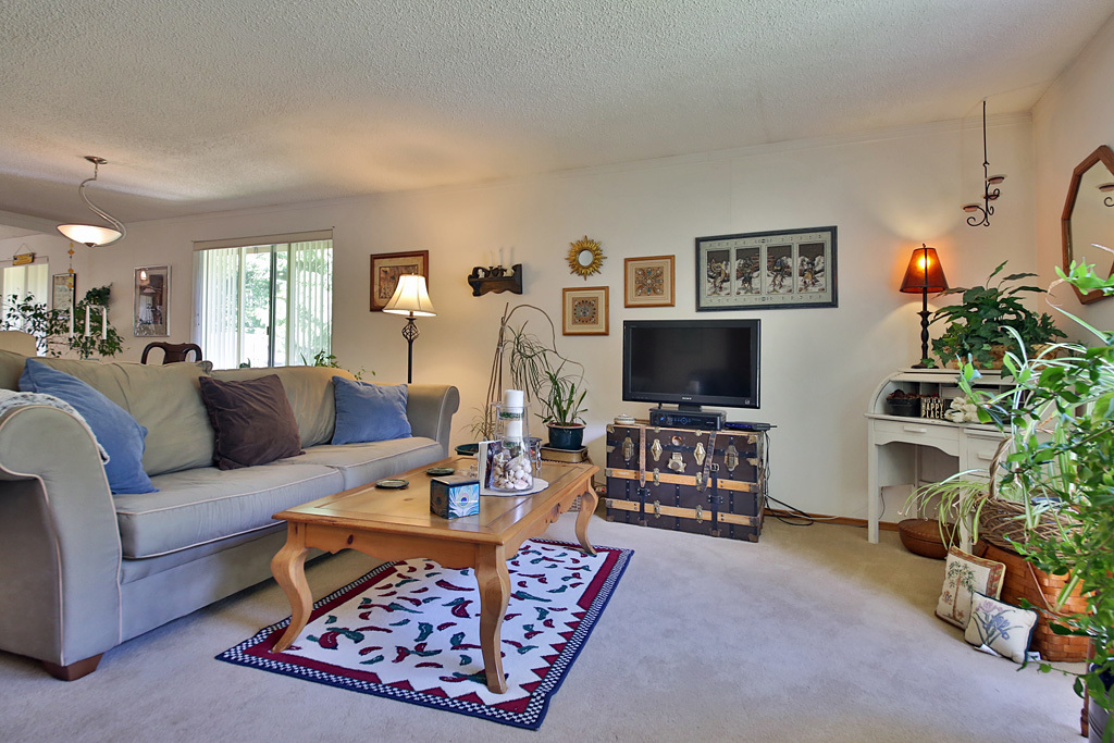 Property Photo:  7836 Blakely Ave  WA 98236 
