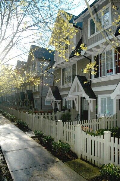 Property Photo:  18223 NE 95th Wy 105  WA 98052 