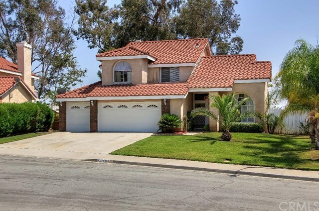 Property Photo:  24443 Robinwood Drive  CA 92557 