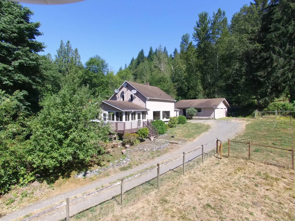 Property Photo: 26923 Fern Bluff Rd WA 98272