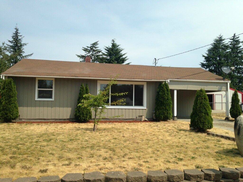 Property Photo: 642 S 200th WA 98198