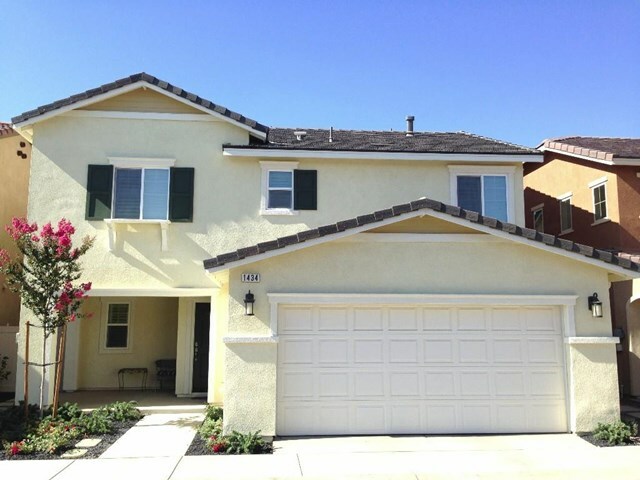 Property Photo:  1434 Silverberry Lane  CA 92223 