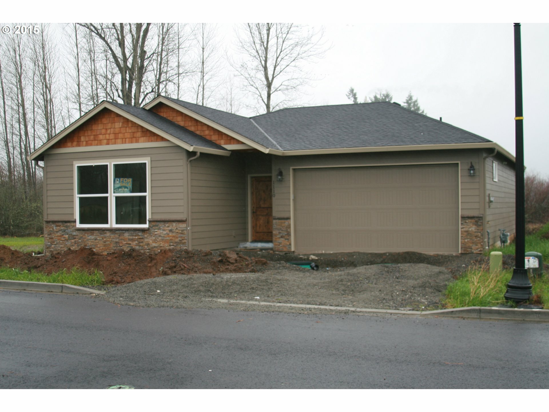 Property Photo:  1110 SW 25th Cir  WA 98604 