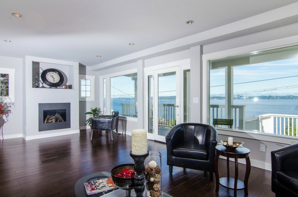 Property Photo: 1115 Lake Washington Blvd S WA 98144