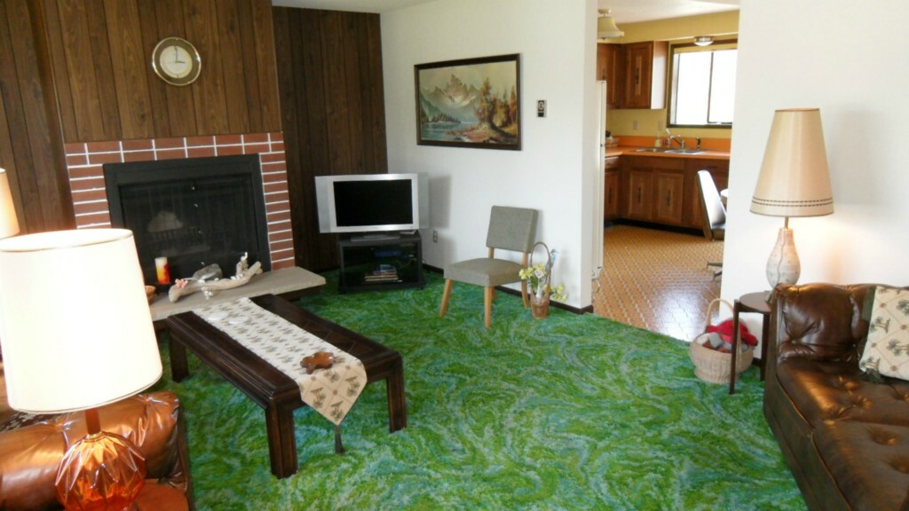 Property Photo: 8118 Cowichan Rd WA 98230