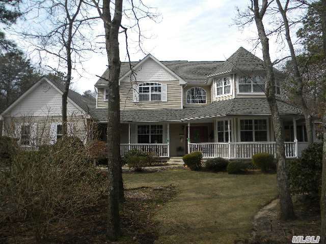 Property Photo:  30 Hilltop Lane  NY 11949 