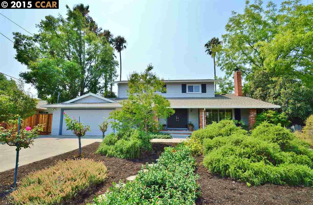 Property Photo:  805 Walnut Ave  CA 94598 