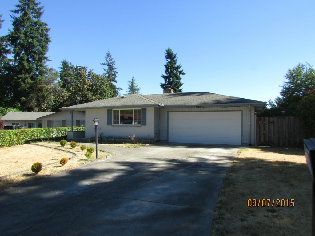 Property Photo: 10716 98th St SW WA 98498