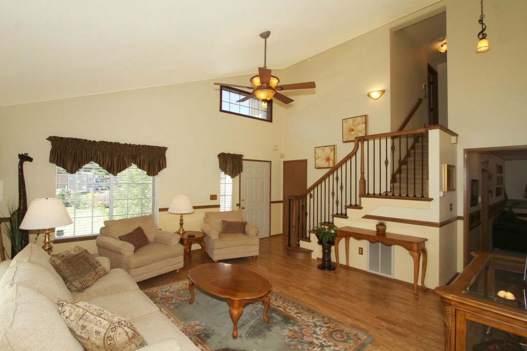 Property Photo: 35404 27th Ave S WA 98003