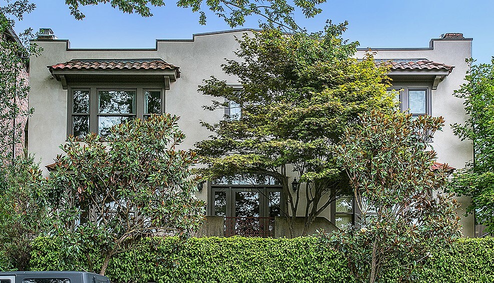 Property Photo:  704 Belmont Place E 1  WA 98102 