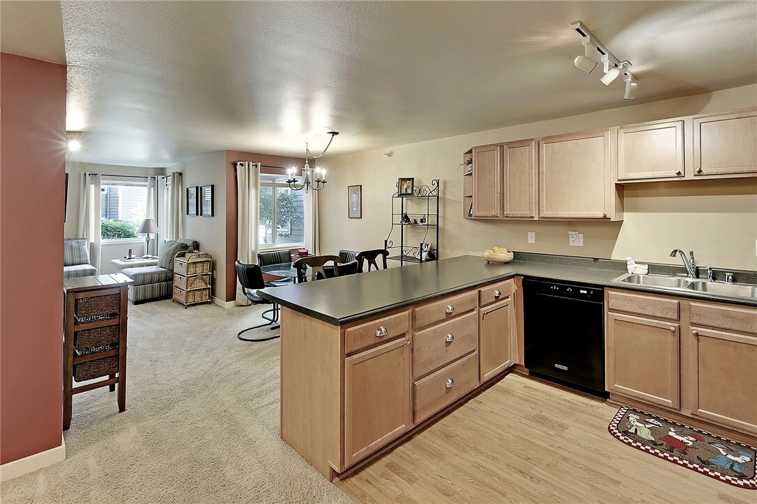 Property Photo: 700 Front St D102 WA 98027