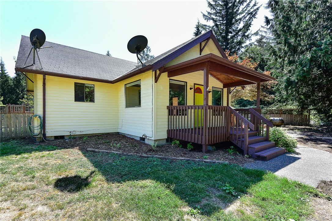 Property Photo:  5573 Mt Baker Hwy  WA 98244 