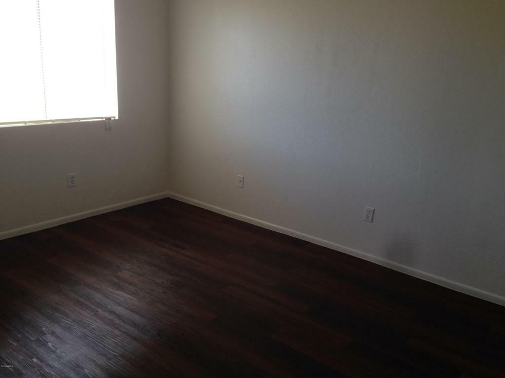 Property Photo:  421 W 11th Street  AZ 85122 