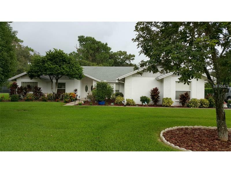 Property Photo: 3003 Forest Club Drive FL 33566