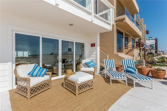 Property Photo:  3806 Ocean Front Walk  CA 90292 