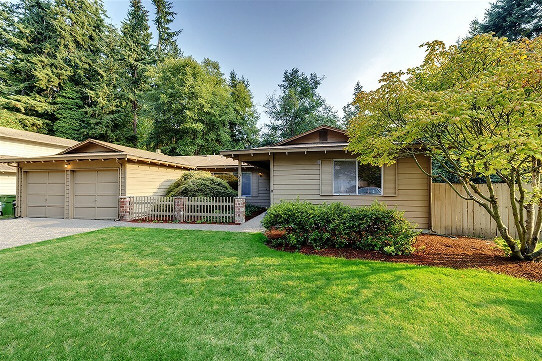Property Photo: 3602 225th Place SW WA 98043