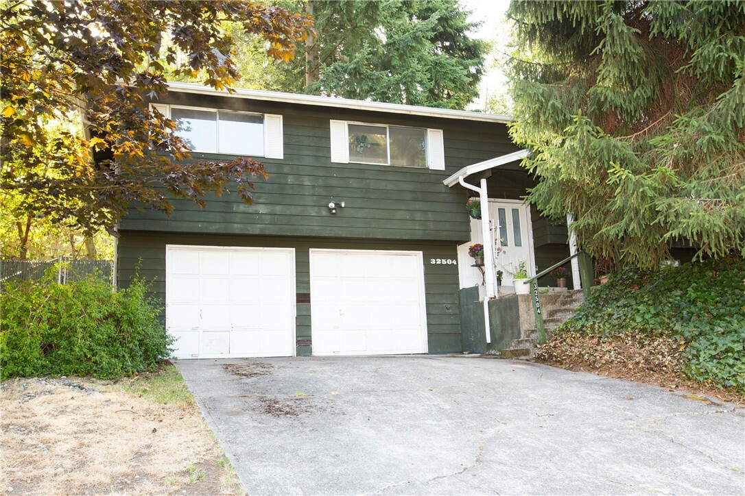 Property Photo: 32504 7th Place S WA 98003