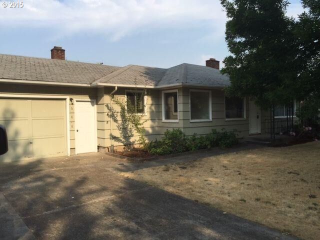 Property Photo:  686 Alva Park Dr  OR 97402 