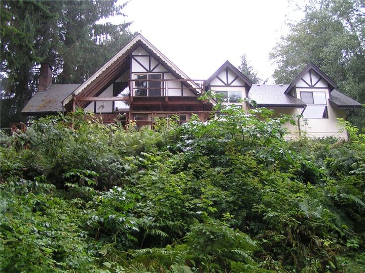 Property Photo: 612 Steelhead Ave WA 98331