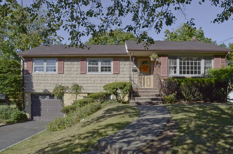 Property Photo: 30 Devonshire Rd S NJ 07009
