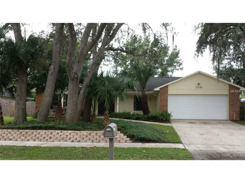 Property Photo: 7900 Dunstable Circle FL 32817