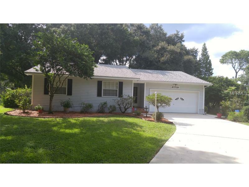 Property Photo:  6709 Farris Drive  FL 33811 