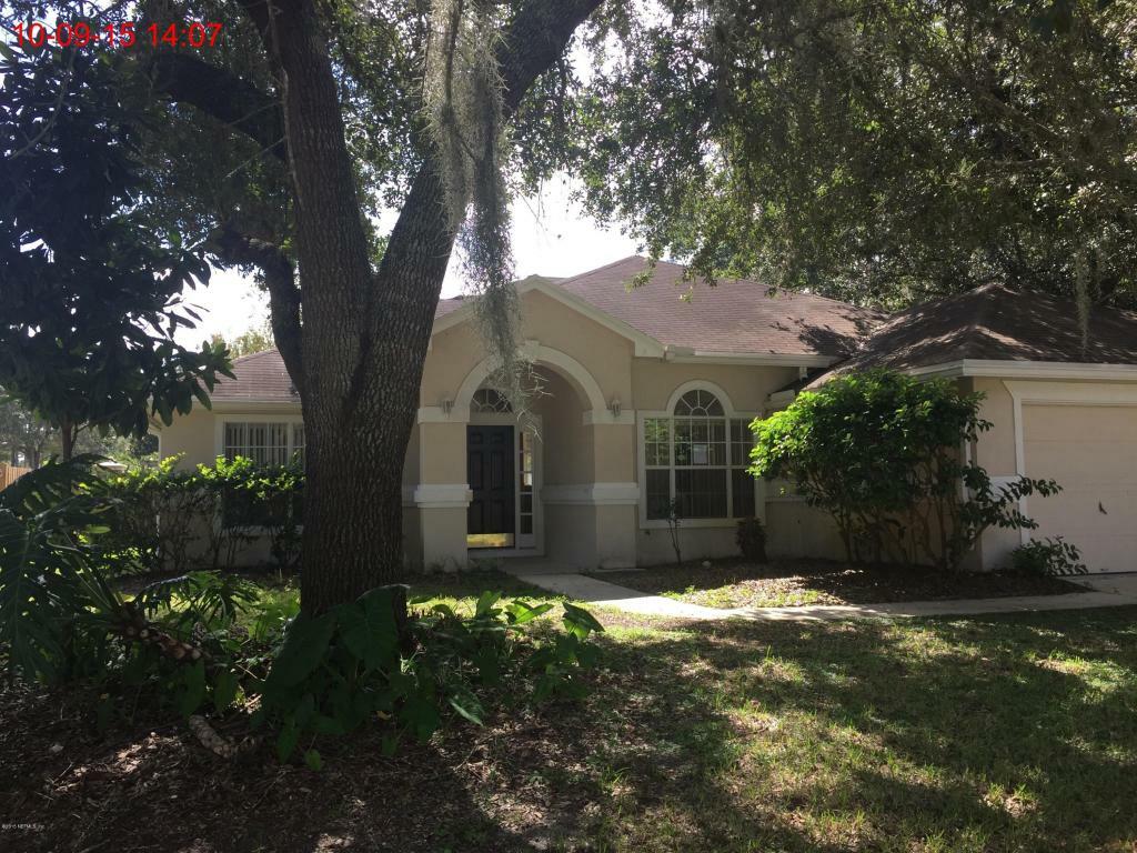 Property Photo:  1048 Flora Parke Drive  FL 32259 