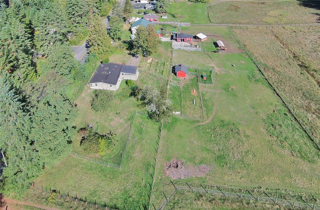 Property Photo: 3705 92nd Ave NW WA 98335