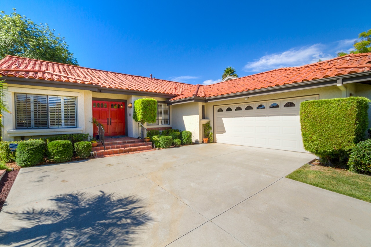 Property Photo:  1173 Countrywood Ln.  CA 92081 