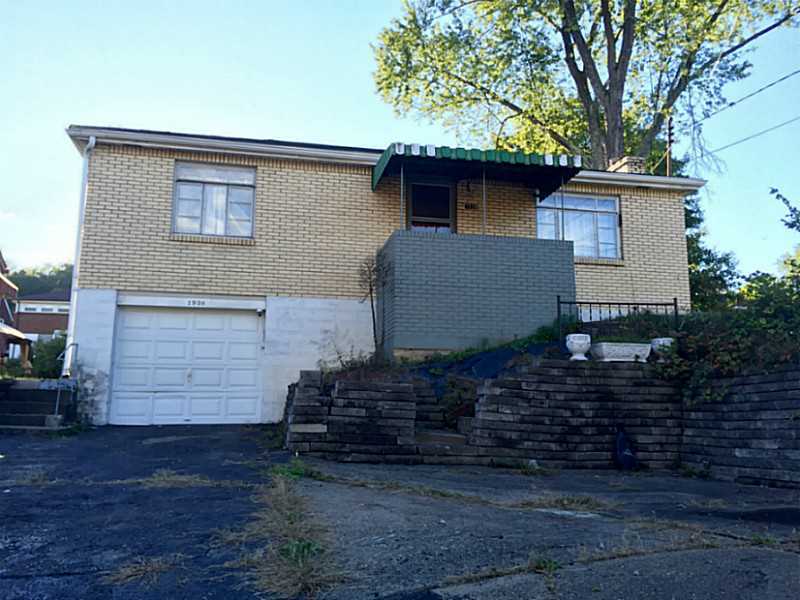 Property Photo: 1938 Lincoln Way PA 15131