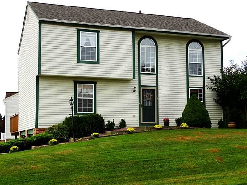 Property Photo:  504 Grandview Dr  PA 16066 