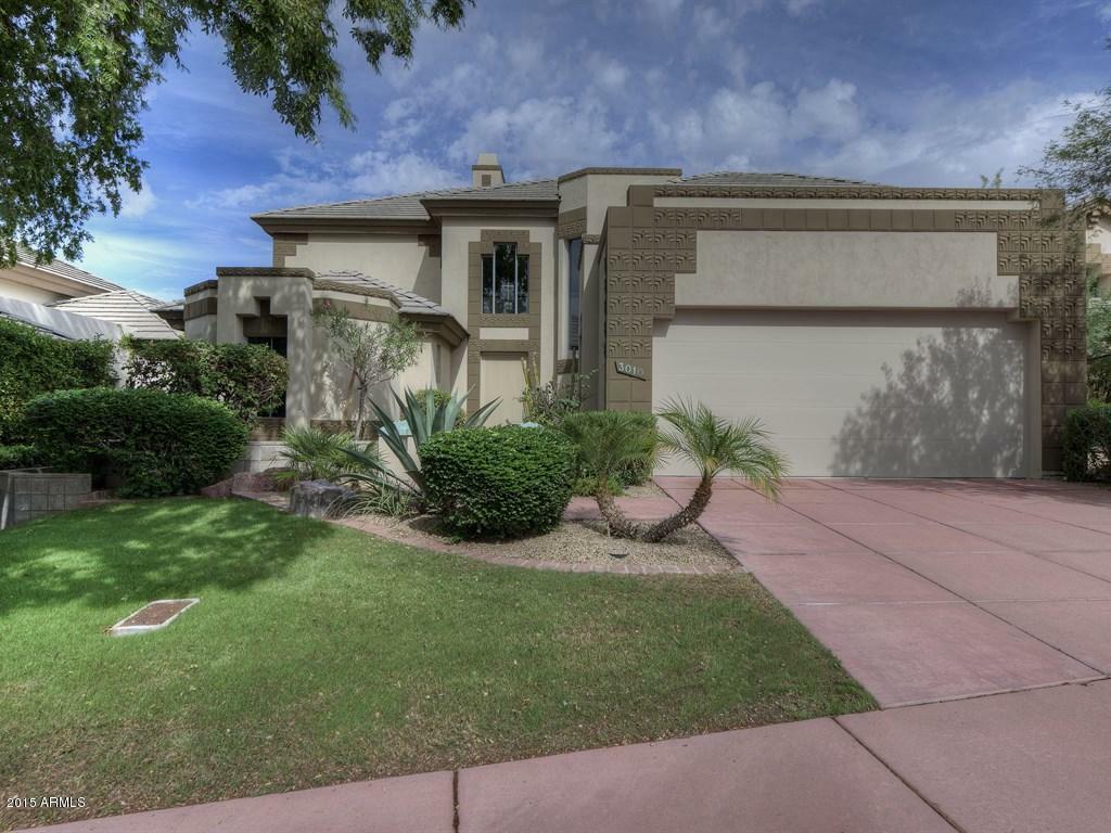 Property Photo:  3010 E Sierra Vista Drive  AZ 85016 