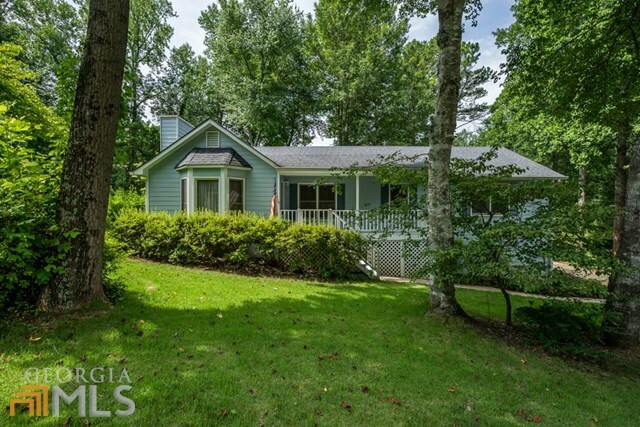 Property Photo:  1032 W Mill Dr  GA 30152 